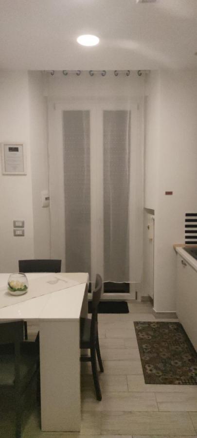 Guest House Via Milano Catanzaro Dış mekan fotoğraf